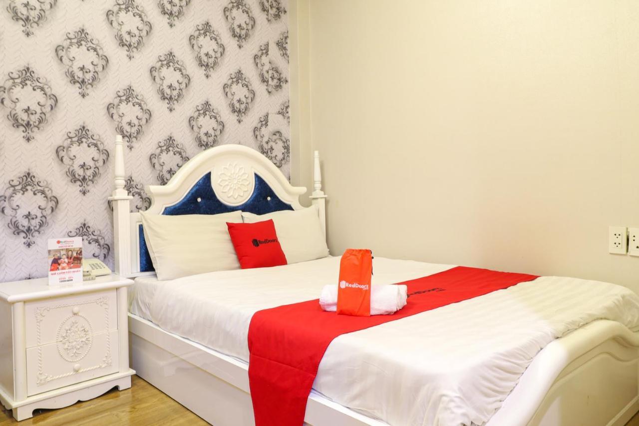 RedDoorz Bui Vien Walking Street Hotel Ho Chi Minh-stad Buitenkant foto