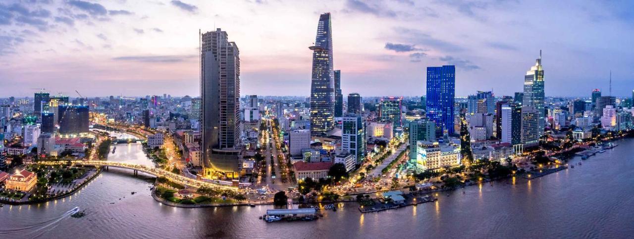 RedDoorz Bui Vien Walking Street Hotel Ho Chi Minh-stad Buitenkant foto