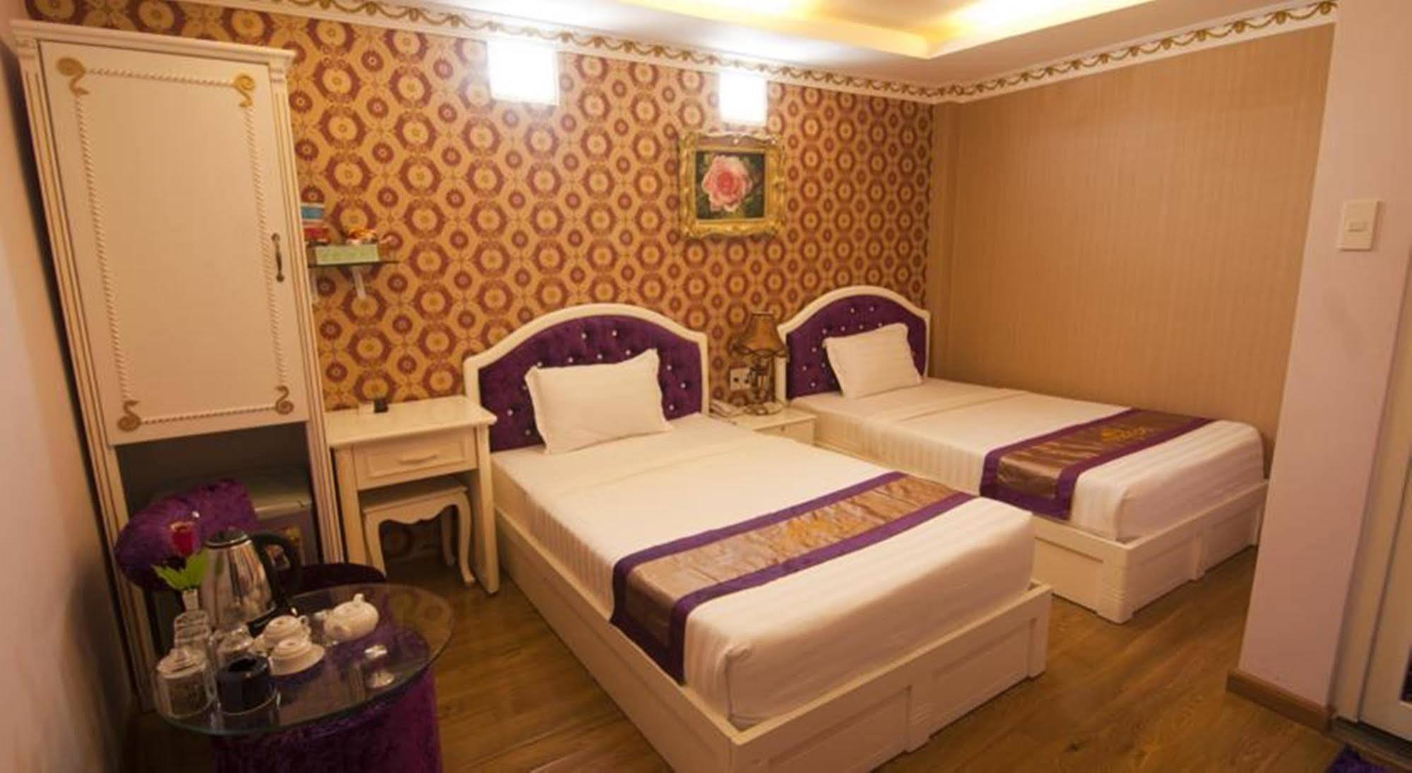 RedDoorz Bui Vien Walking Street Hotel Ho Chi Minh-stad Buitenkant foto